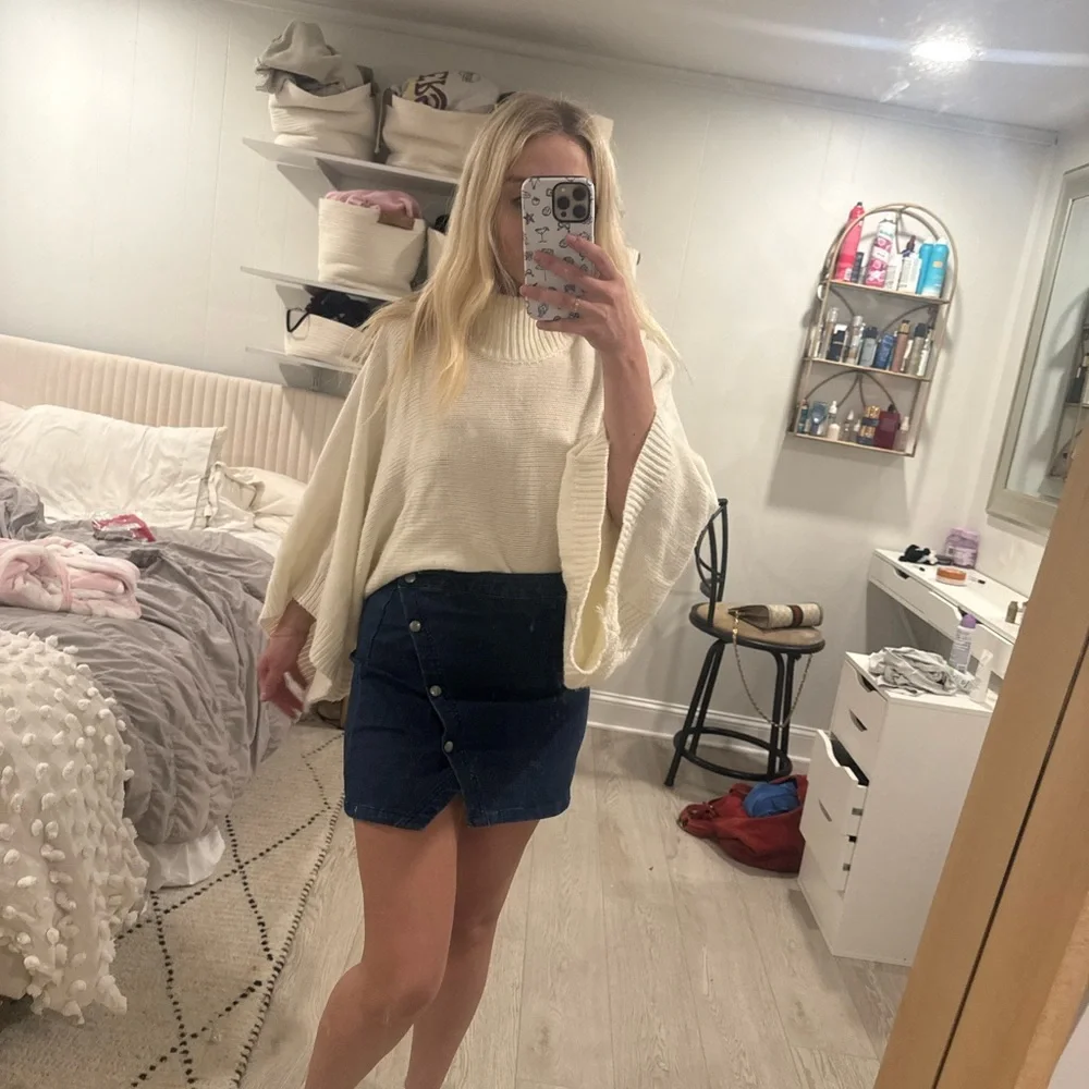 FREE PEOPLE skirt 6-8 - Picture 4 of 10